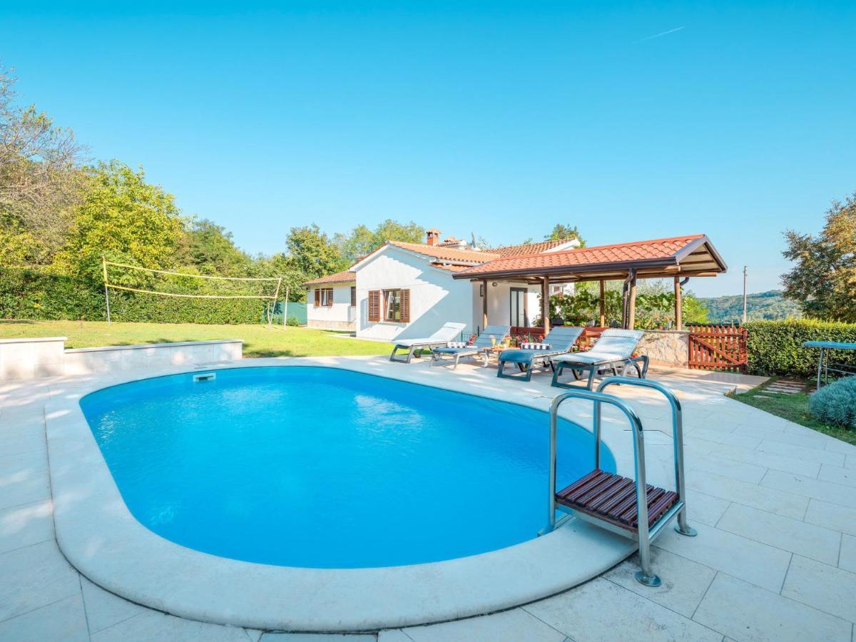 Holiday Home Hacienda - PZN316 Tinjan Exterior foto